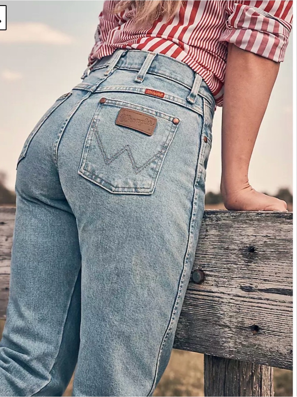 Wrangler Light Wash Cowboy Cut Jeans for Women